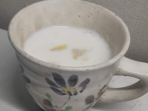 風邪のひき始めに☆ミルクしょうが葛湯